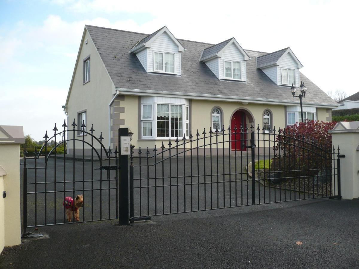 Bed and Breakfast Tyreda Ennis Exterior foto
